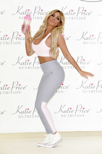 Katie Price Nutrition Präsentation in London