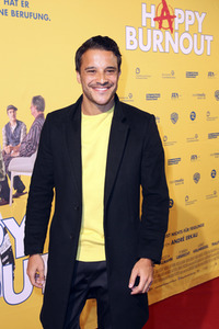Filmpremiere 'Happy Burnout' in Hamburg