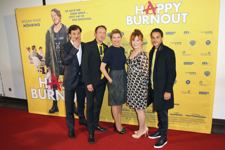 Filmpremiere 'Happy Burnout' in Hamburg