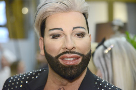 Ladies Dinner zu 30 Jahre Harald Glööckler Pompöös in Köln