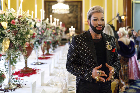 Ladies Dinner zu 30 Jahre Harald Glööckler Pompöös in Köln