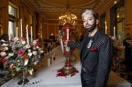 Ladies Dinner zu 30 Jahre Harald Glööckler Pompöös in Köln