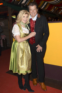 Feier zum HipPopdrom Charity Golfturnier in München
