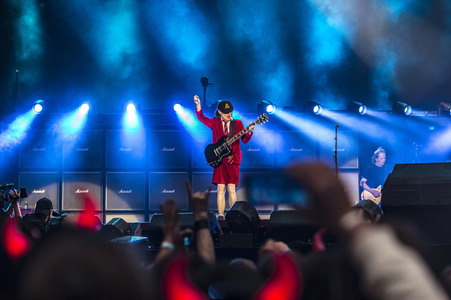 Konzert von AC/DC feat. Axl Rose in Hamburg