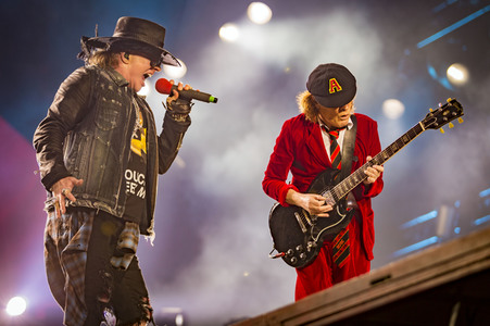 Konzert von AC/DC feat. Axl Rose in Hamburg
