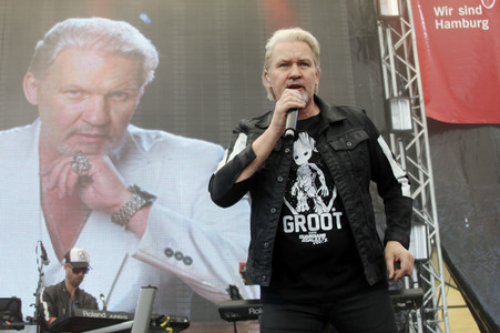 Johnny Logan beim Hafengeburtstag 2017 in Hamburg