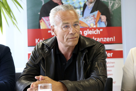 Pressetermin 'Wir starten gleich - Kein Kind ohne Schulranzen' in Hamburg