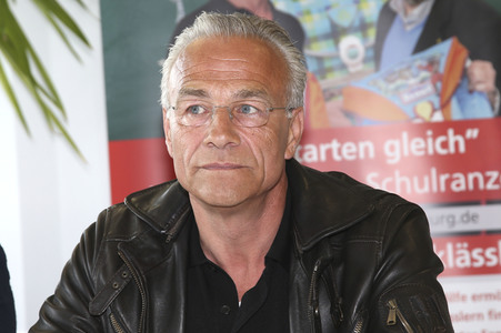 Pressetermin 'Wir starten gleich - Kein Kind ohne Schulranzen' in Hamburg