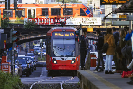 Symbolfoto Bahnübergang