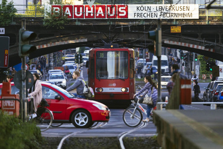 Symbolfoto Bahnübergang