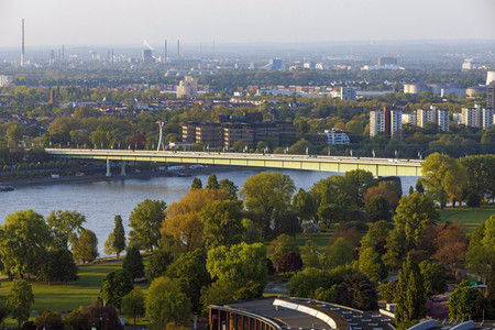 Symbolfoto Zoobrücke