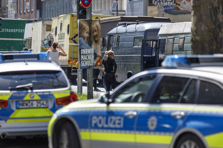 Demo am Hansaring in Köln