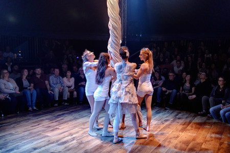Cirque Bouffon in Köln