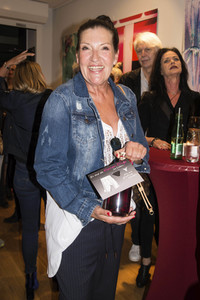 Vernissage der Fotoaustellung von Natascha Ochsenknecht in Berlin