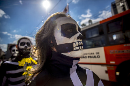 Demonstration gegen Sparmaßnahmen im Kulturbereich in Sao Paulo