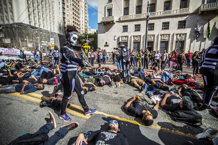 Demonstration gegen Sparmaßnahmen im Kulturbereich in Sao Paulo