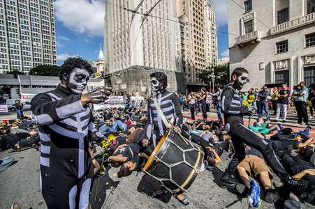 Demonstration gegen Sparmaßnahmen im Kulturbereich in Sao Paulo