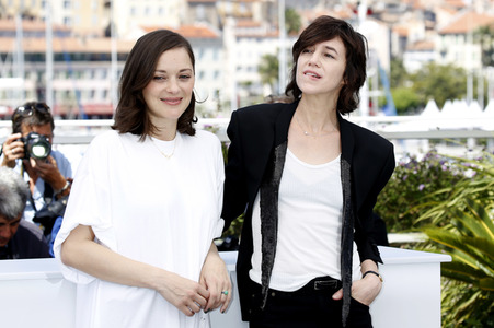 'Les fantomes d'Ismael' Photocall Cannes Film Festival 2017