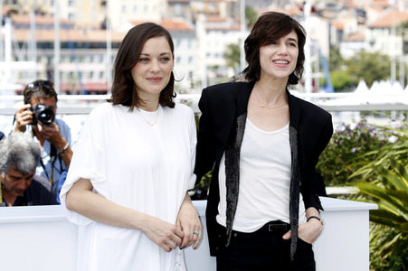 'Les fantomes d'Ismael' Photocall Cannes Film Festival 2017