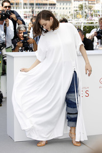 'Les fantomes d'Ismael' Photocall Cannes Film Festival 2017