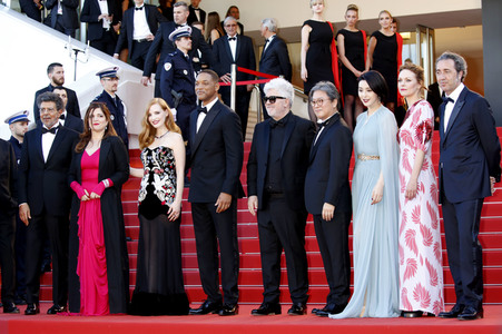 'Les Fantomes d'Ismael' Premiere, Cannes Film Festival 2017
