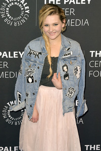 TV-Film Premiere 'Dirty Dancing' in Beverly Hills