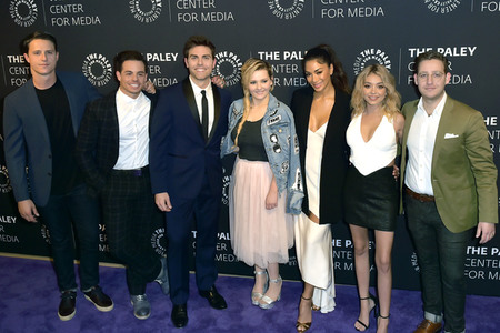 TV-Film Premiere 'Dirty Dancing' in Beverly Hills