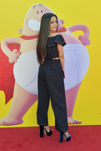 Filmpremiere 'Captain Underpants: The First Epic Movie' in Westwood