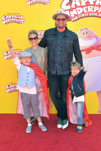 Filmpremiere 'Captain Underpants: The First Epic Movie' in Westwood