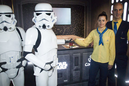 Briefmarkenpräsentation zu 40 Jahre Star Wars in Madrid