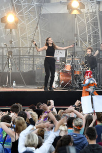 Yvonne Catterfeld live beim 36. Deutschen Evangelischen Kirchentag in Berlin