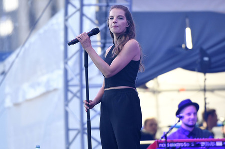 Yvonne Catterfeld live beim 36. Deutschen Evangelischen Kirchentag in Berlin