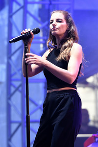Yvonne Catterfeld live beim 36. Deutschen Evangelischen Kirchentag in Berlin