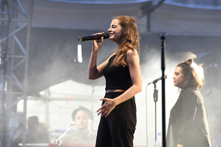 Yvonne Catterfeld live beim 36. Deutschen Evangelischen Kirchentag in Berlin