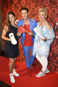 Charity Shopping Night 2017 in München