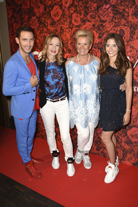 Charity Shopping Night 2017 in München