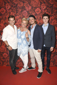 Charity Shopping Night 2017 in München
