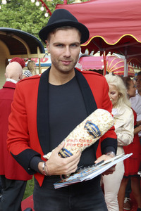 Gala-Premiere des Circus Roncalli in Hamburg