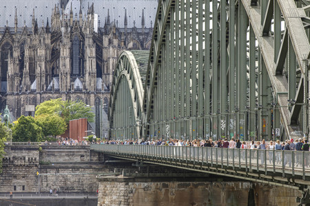 Symbolfoto Hohenzollernbrücke