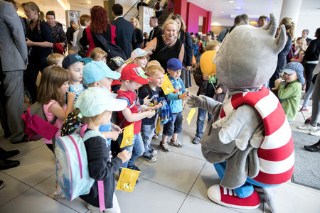 Filmpremiere 'Applaus für Felix - Ein Tag im Bundestag' in Erfurt