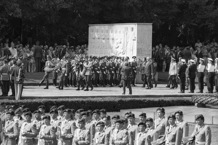 Verabschiedung der russischen Streitkräfte aus Deutschland in Berlin
