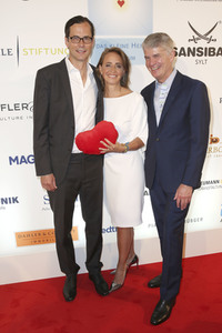 Charity-Gala 'Das kleine Herz im Zentrum' in Hamburg