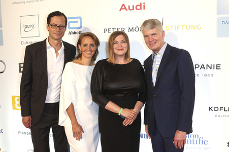 Charity-Gala 'Das kleine Herz im Zentrum' in Hamburg