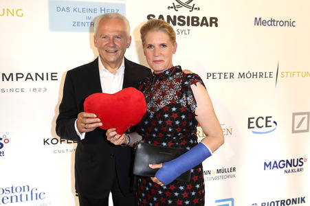 Charity-Gala 'Das kleine Herz im Zentrum' in Hamburg