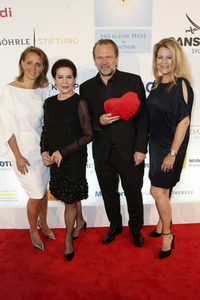 Charity-Gala 'Das kleine Herz im Zentrum' in Hamburg