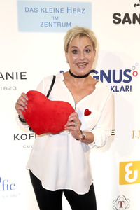 Charity-Gala 'Das kleine Herz im Zentrum' in Hamburg