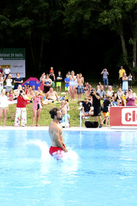 Wassersprung-Show 'Sprung meines Lebens' in Halle
