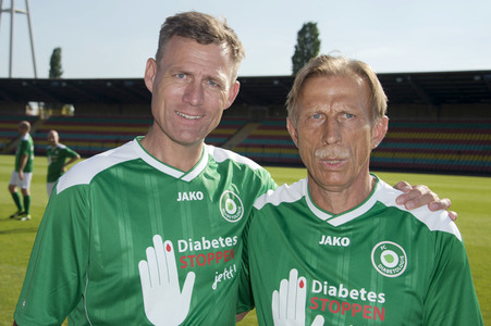 Fußballspiel FC Bundestag vs. FC Diabetologie in Berlin