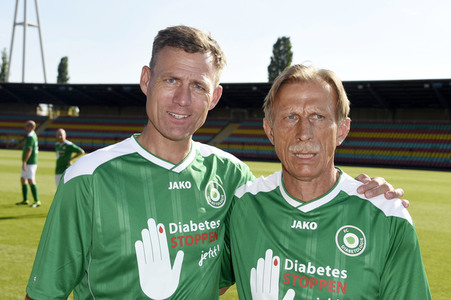 Fußballspiel FC Bundestag vs. FC Diabetologie in Berlin