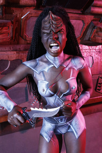 GEEK ART: Klingonin / Klingon Bodypainting